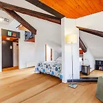 Апартаменты Loft Blenner *
